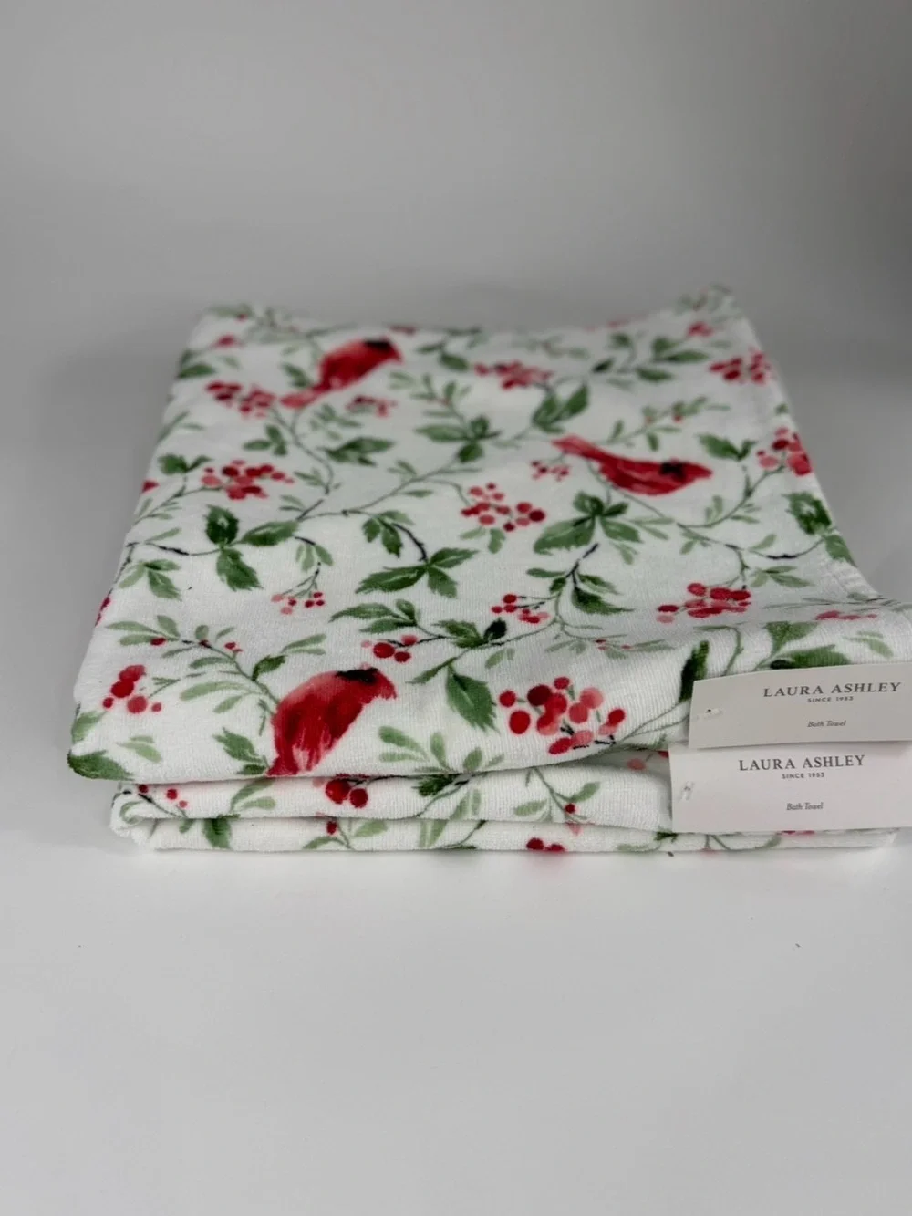 4~NWT Laura Ashley Christmas Jolly Cardinals 2 Bath & 2 Hand Towels